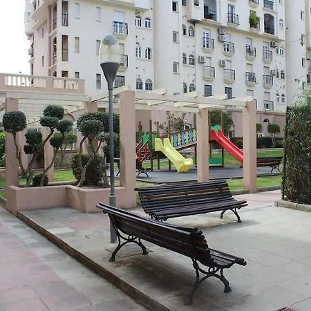 Atico Centrico Con Parking Gratis *