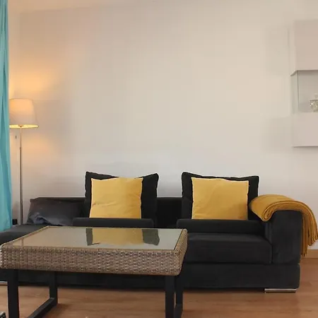 Atico Centrico Con Parking Gratis *