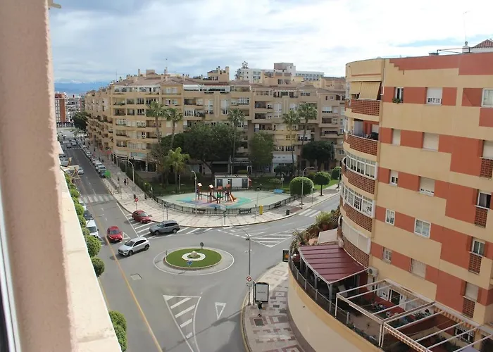 Atico Centrico Con Parking Gratis