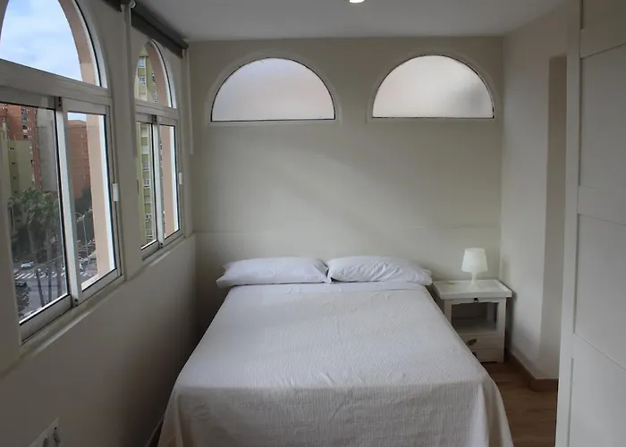 Atico Centrico Con Parking Gratis Apartamento